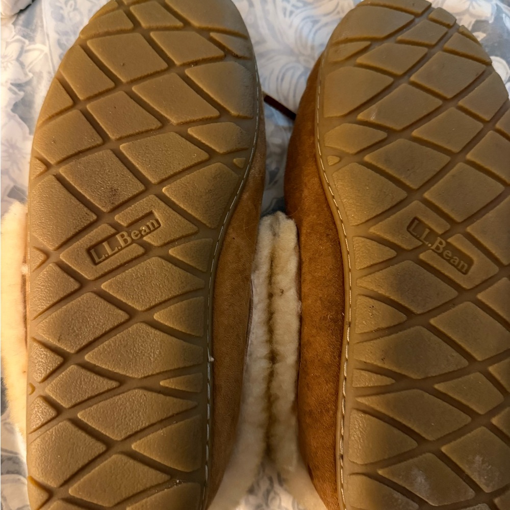 LL Bean  Sheepskin-Lined Slipper - Picture 2 of 4